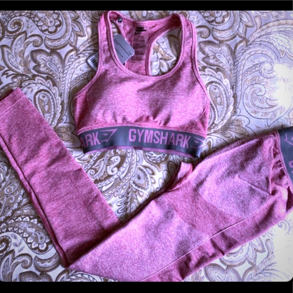 Gymshark flex set.